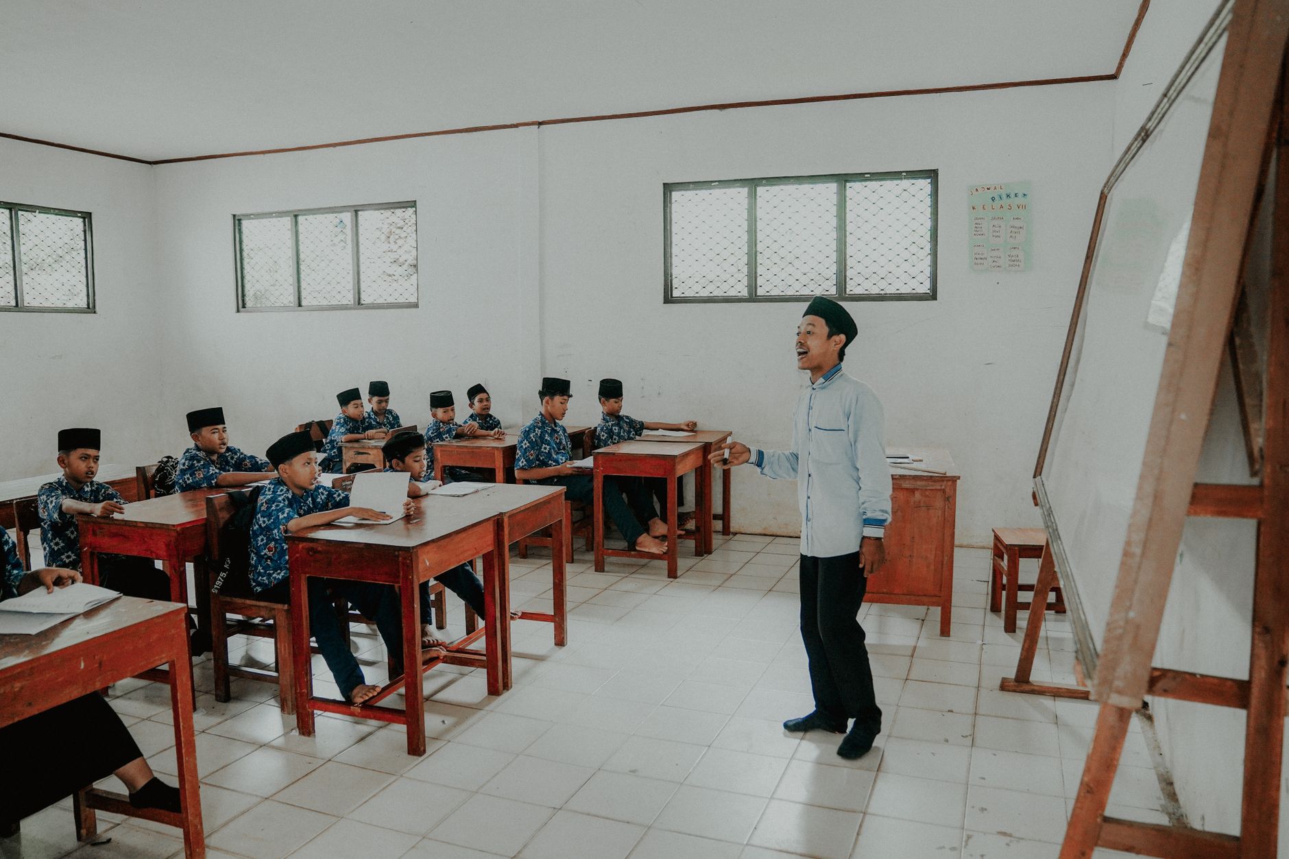 Rahasia Gedung Hemat Listrik di Pandeglang: Pompa Grundfos Efisien